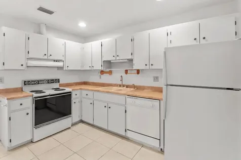 8094 SE Villa Circle Hobe Sound FL 33455