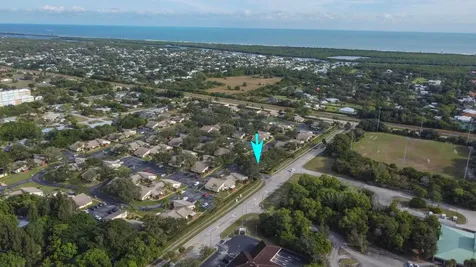 8094 SE Villa Circle Hobe Sound FL 33455
