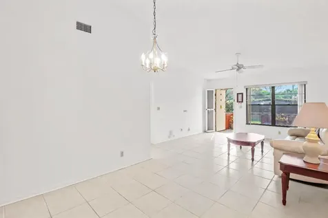 8094 SE Villa Circle Hobe Sound FL 33455