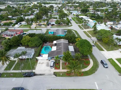 1403 W Broome Street Lantana FL 33462