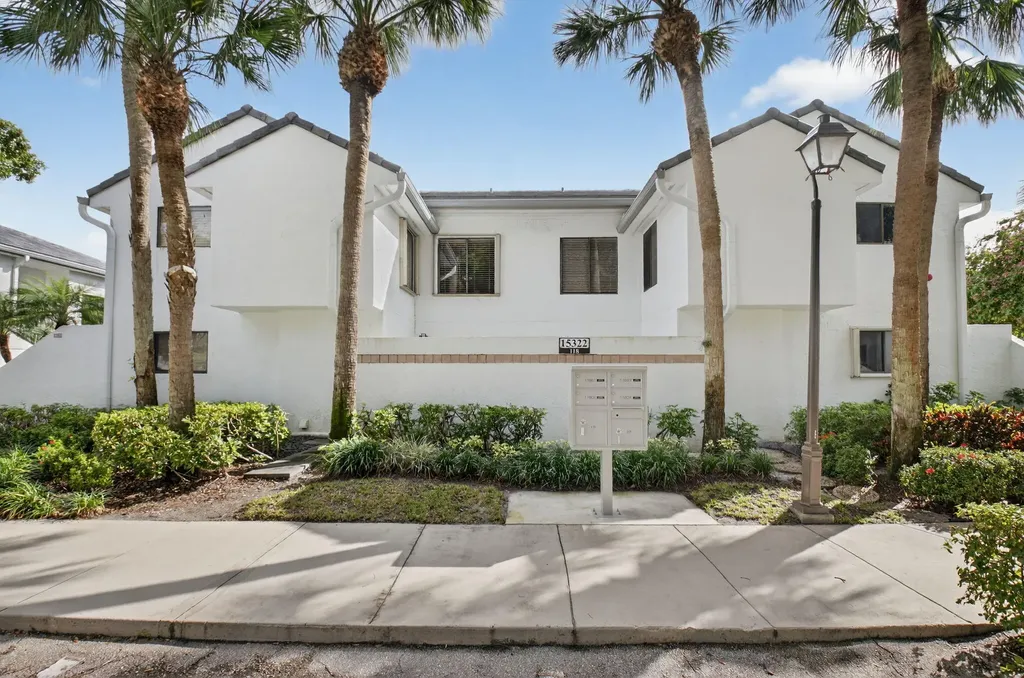 15322 Strathearn Drive Delray Beach FL 33446