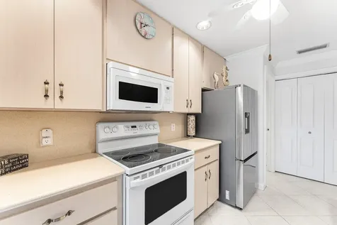 6222 SE Monticello Terrace Hobe Sound FL 33455