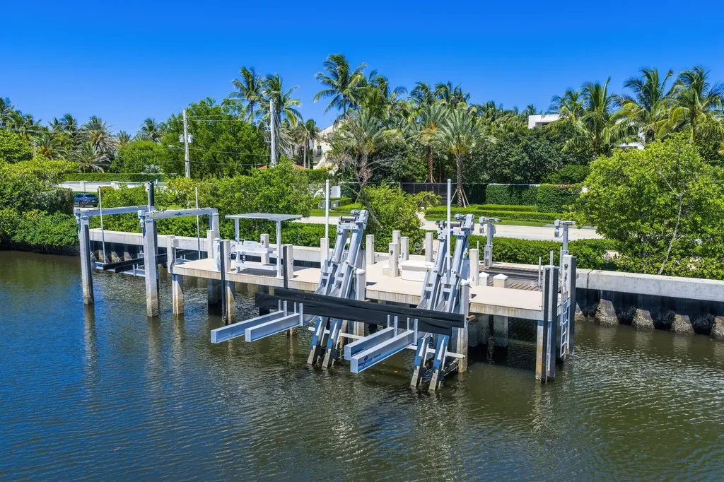 1260 S Ocean Boulevard Manalapan FL 33462