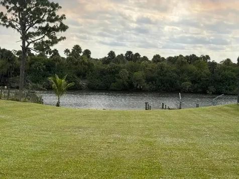 11816 SW Grapefruit Court Palm City FL 34990