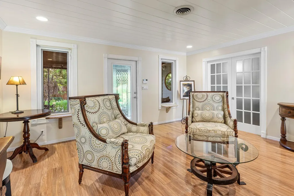 802 NE 2nd Street Delray Beach FL 33483