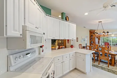 9054 SE Hawks Nest Court Hobe Sound FL 33455