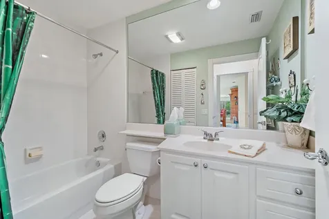9054 SE Hawks Nest Court Hobe Sound FL 33455