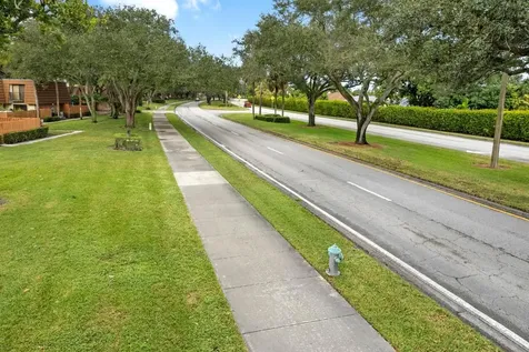 234 Charter Way West Palm Beach FL 33407