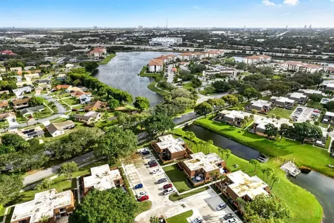234 Charter Way West Palm Beach FL 33407