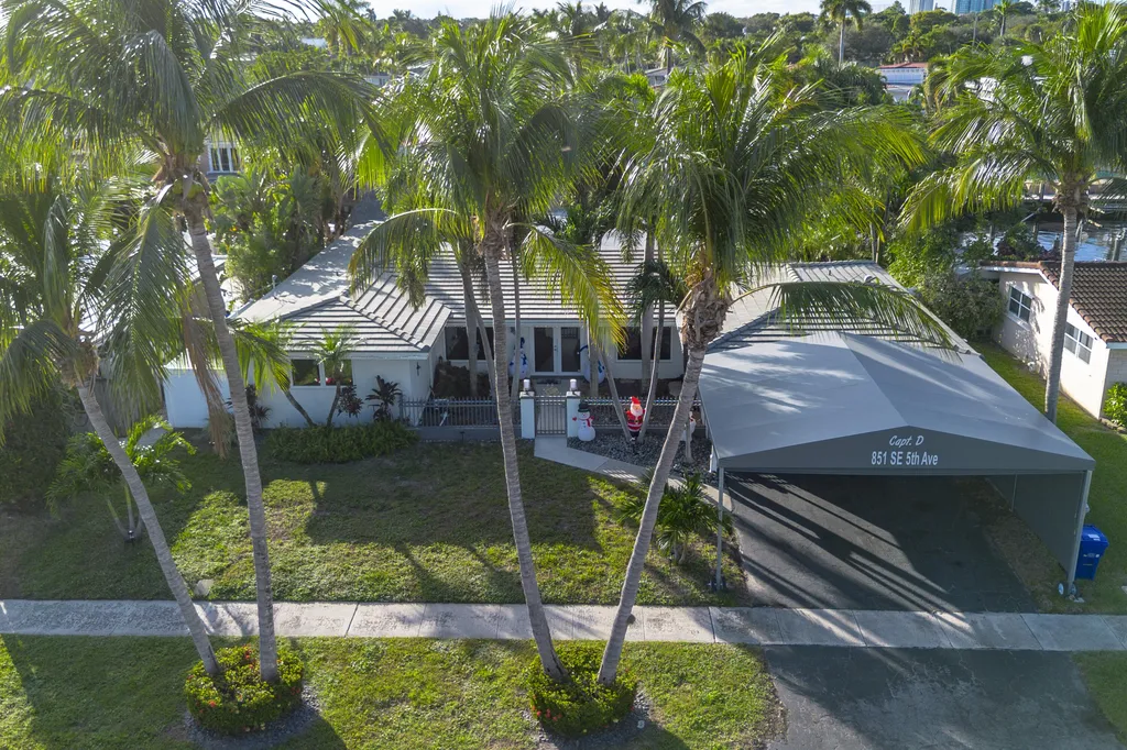 851 SE 5th Avenue Pompano Beach FL 33060