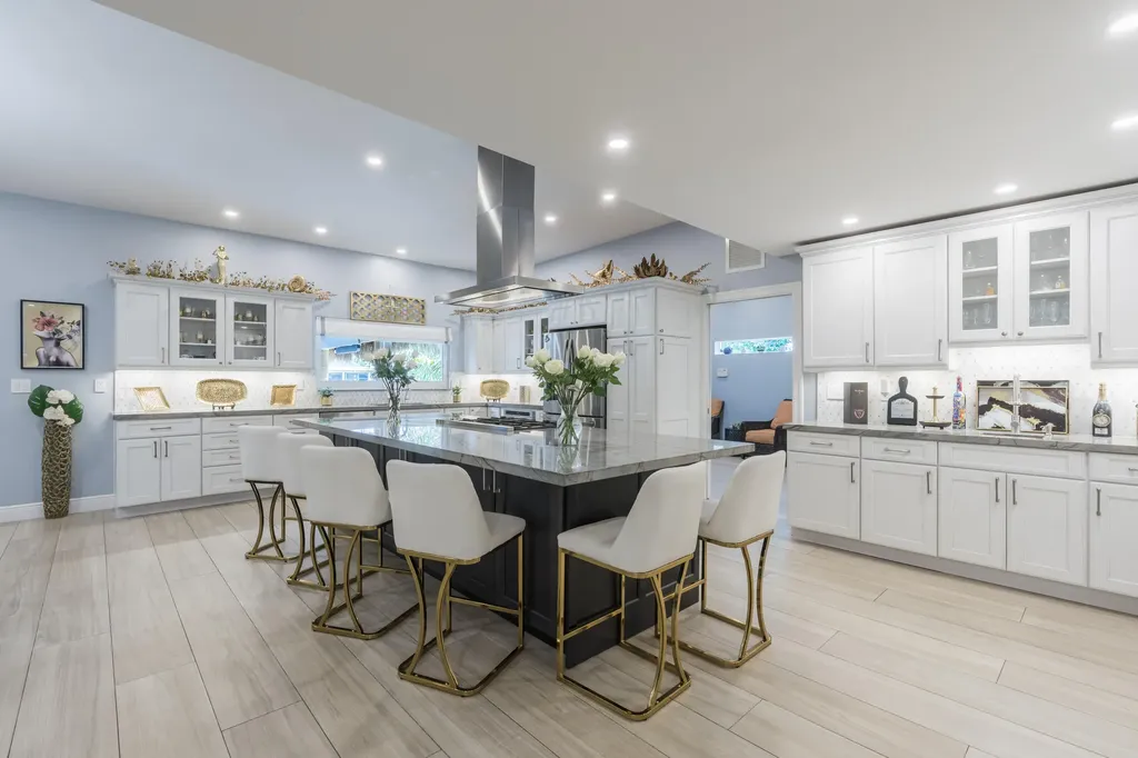 851 SE 5th Avenue Pompano Beach FL 33060