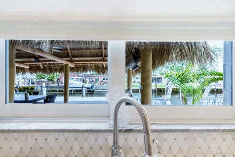 851 SE 5th Avenue Pompano Beach FL 33060