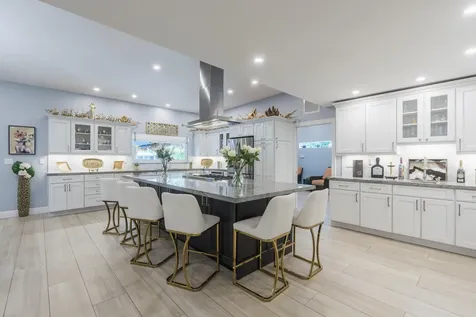 851 SE 5th Avenue Pompano Beach FL 33060