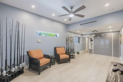 851 SE 5th Avenue Pompano Beach FL 33060