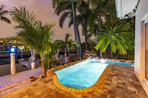 851 SE 5th Avenue Pompano Beach FL 33060