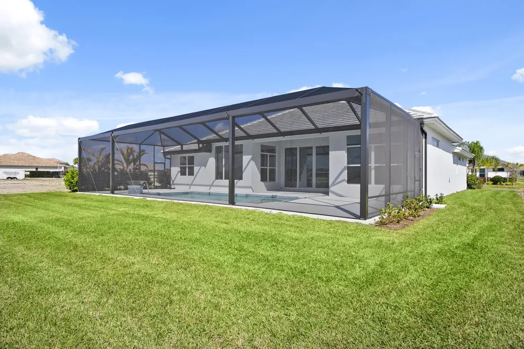 9203 SW Pinnacle Place Port St Lucie FL 34987