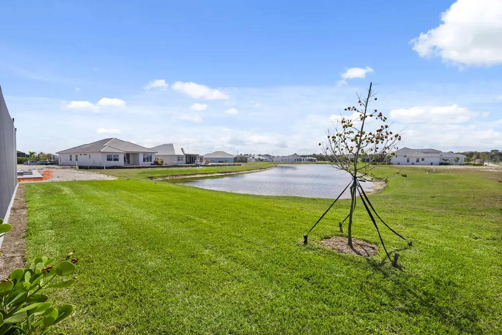 9203 SW Pinnacle Place Port St Lucie FL 34987