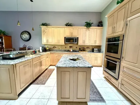 8041 E Via Grande Boynton Beach FL 33437