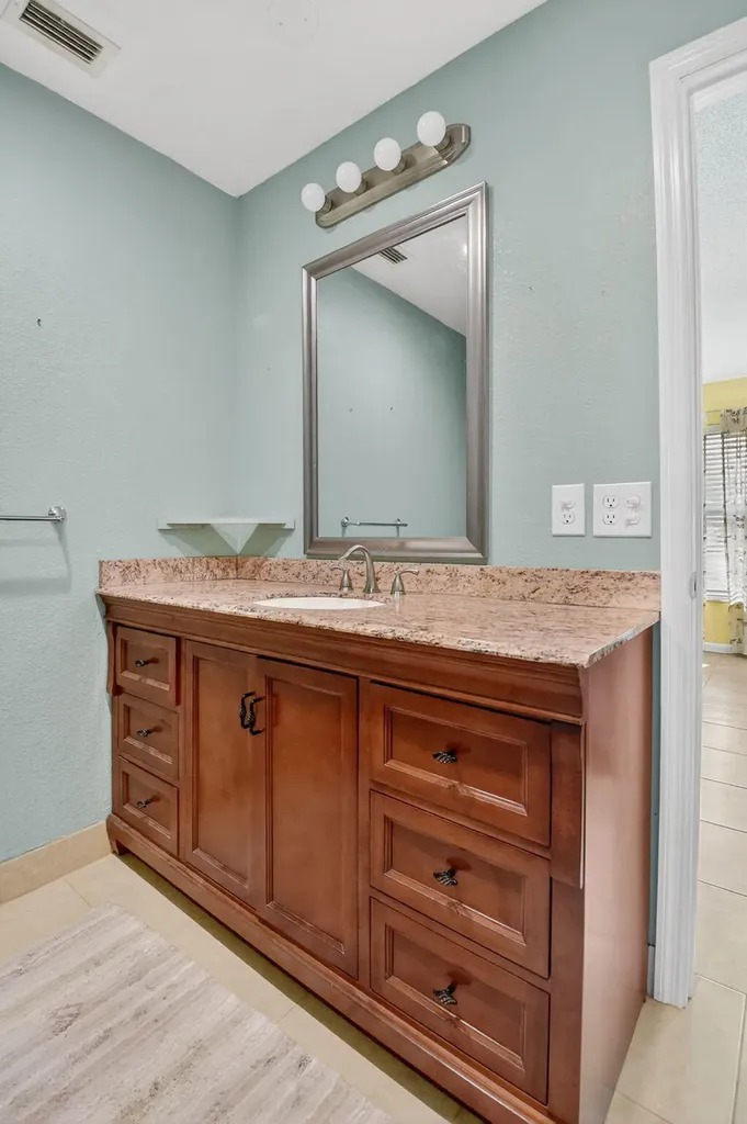 676 Laconia Circle Lake Worth FL 33467