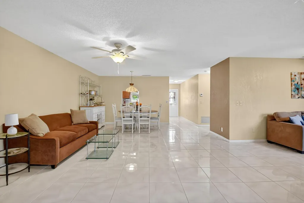 676 Laconia Circle Lake Worth FL 33467