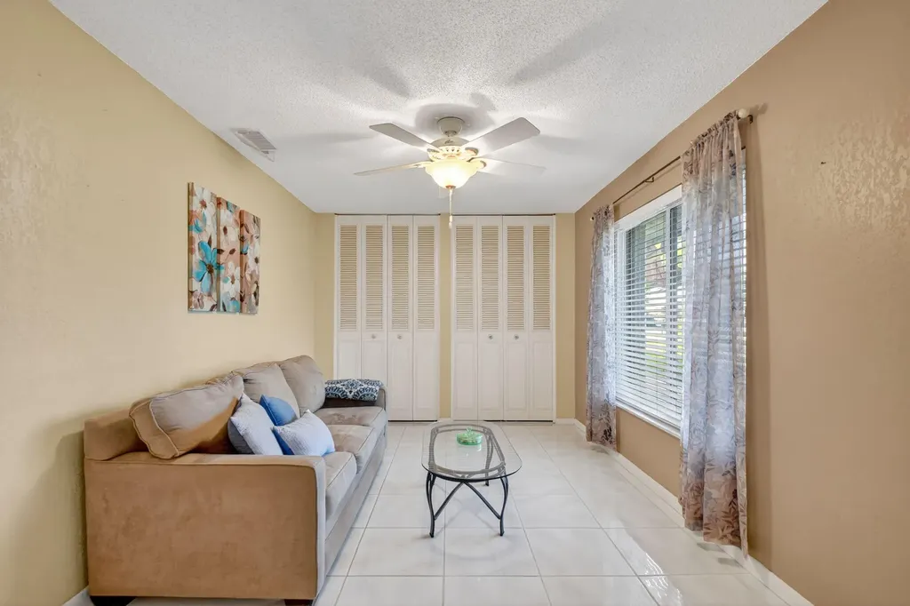 676 Laconia Circle Lake Worth FL 33467