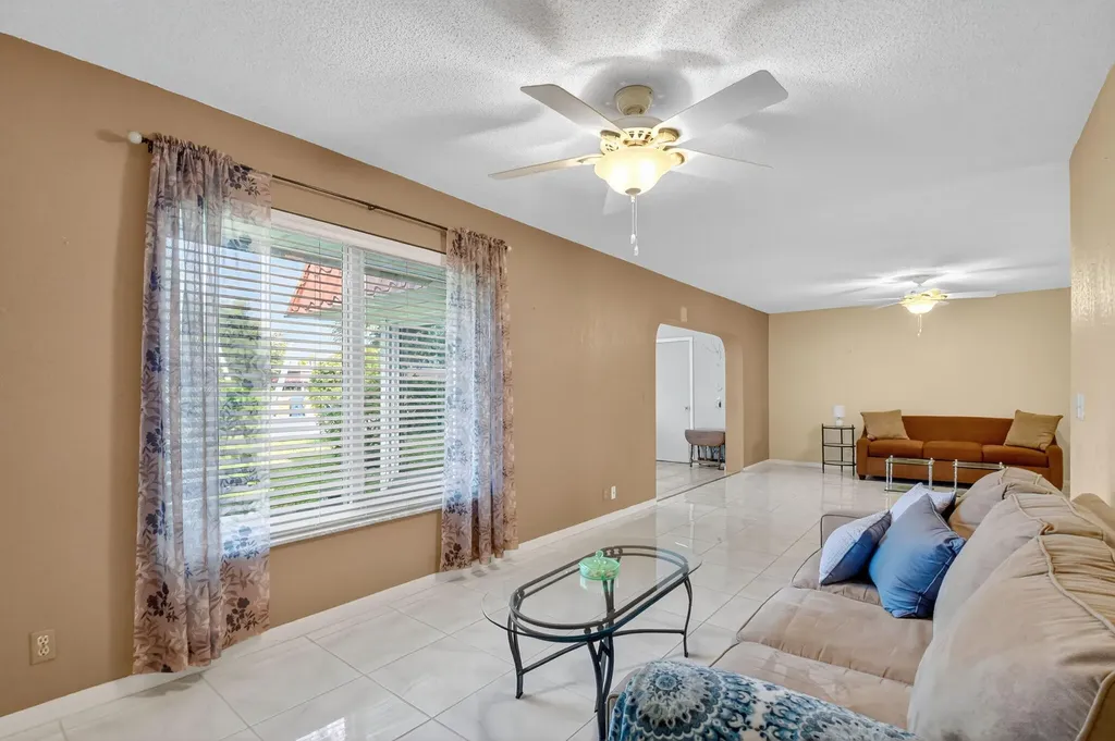 676 Laconia Circle Lake Worth FL 33467