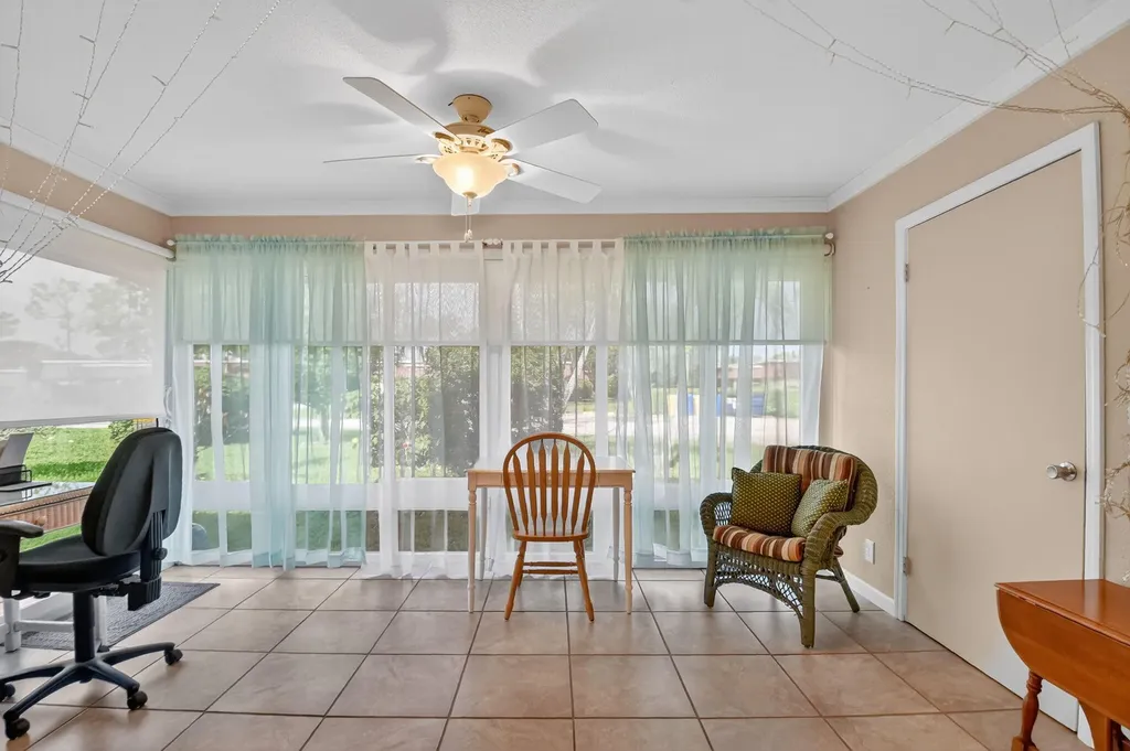 676 Laconia Circle Lake Worth FL 33467