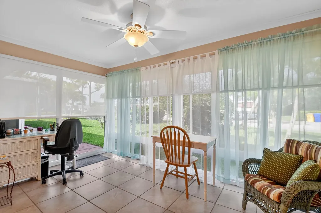 676 Laconia Circle Lake Worth FL 33467