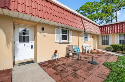 676 Laconia Circle Lake Worth FL 33467