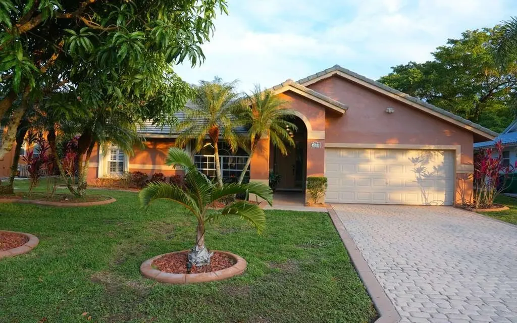 4555 NW 88 Terrace Coral Springs FL 33065