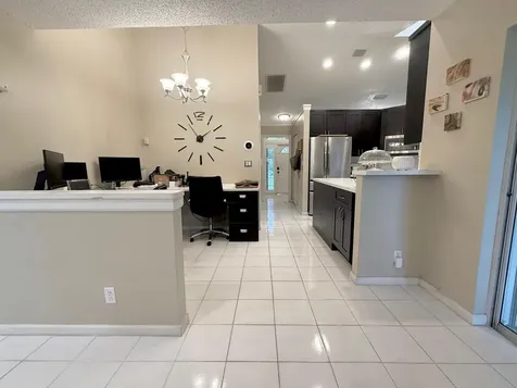 4555 NW 88 Terrace Coral Springs FL 33065