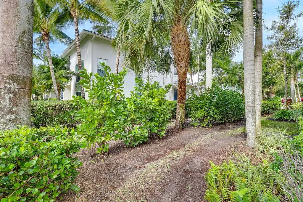 1083 Piccadilly Street Palm Beach Gardens FL 33418