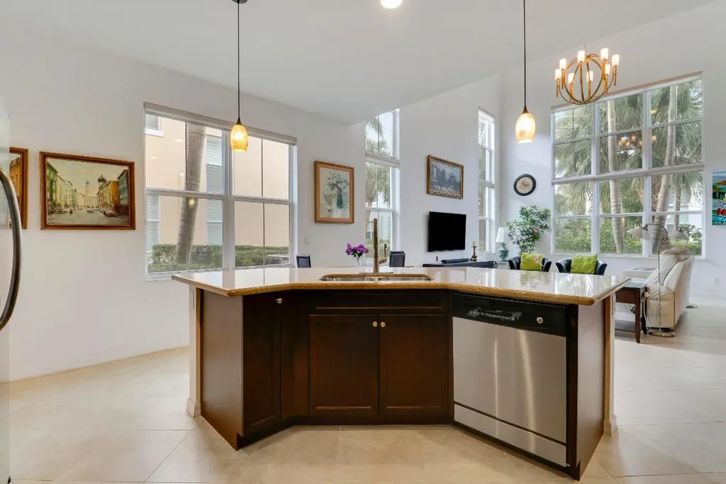 1083 Piccadilly Street Palm Beach Gardens FL 33418