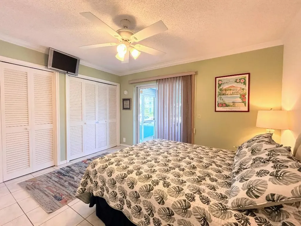 450 Horizons E Boynton Beach FL 33435