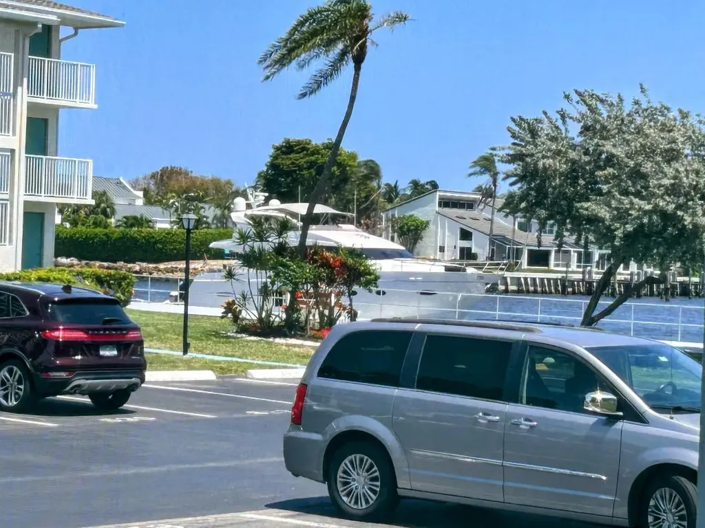450 Horizons E Boynton Beach FL 33435