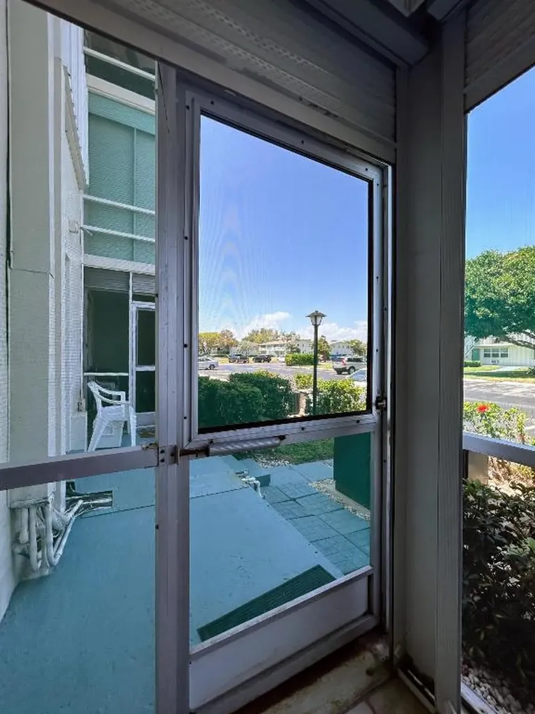 450 Horizons E Boynton Beach FL 33435