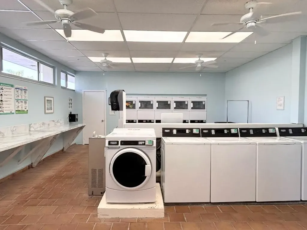 450 Horizons E Boynton Beach FL 33435