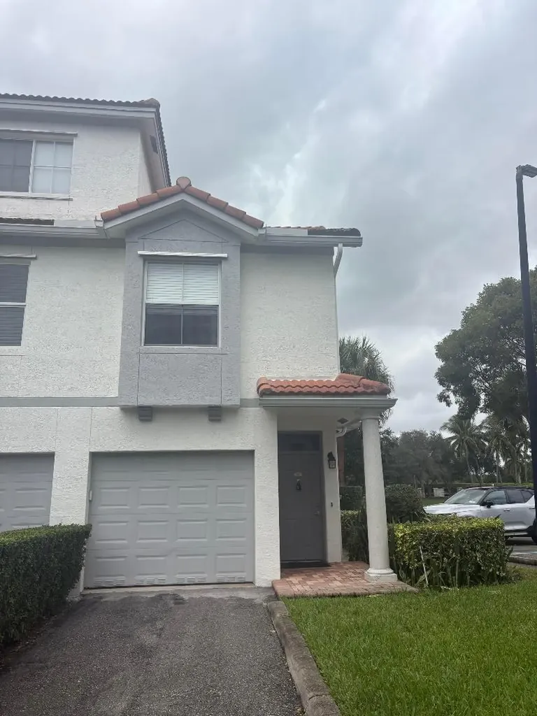 2026 Alta Meadows Lane Delray Beach FL 33444