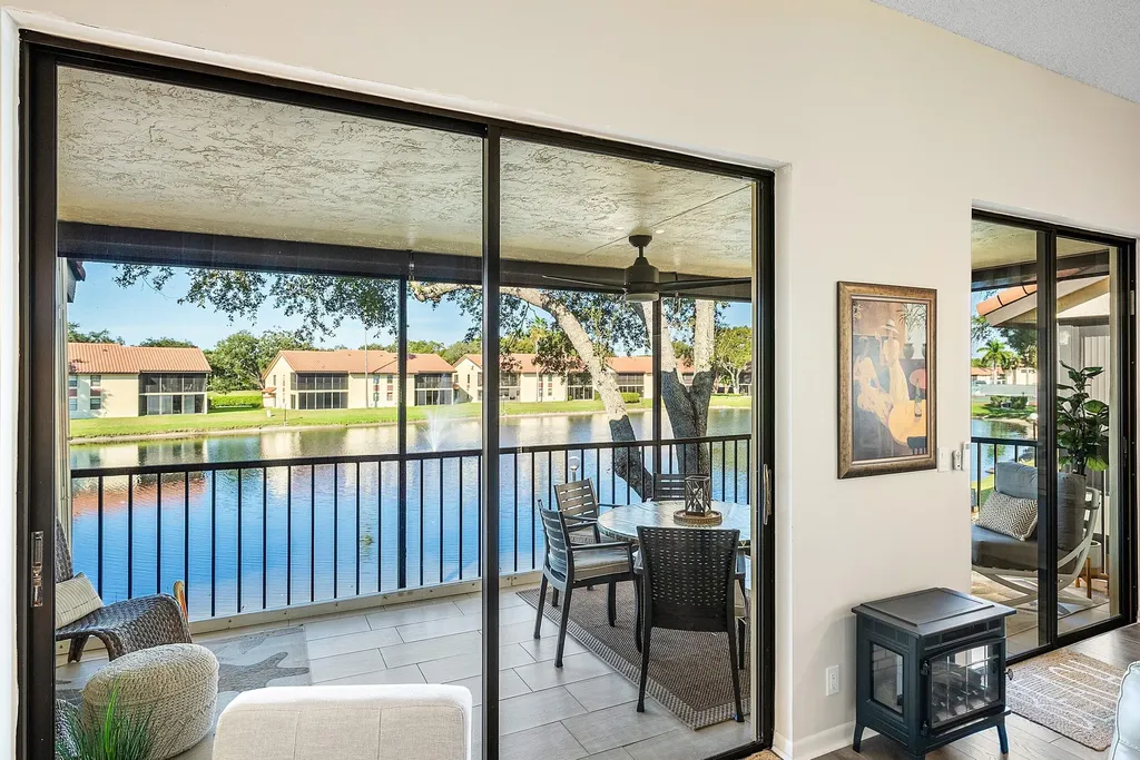 10423 S Circle Lake Drive Boynton Beach FL 33437