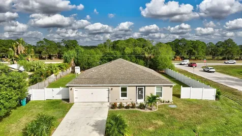 3002 SE East Blackwell Drive Port St Lucie FL 34952