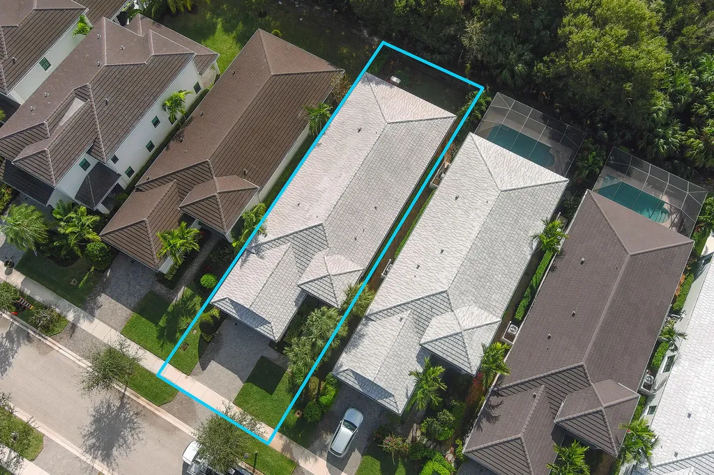5642 Delacroix Terrace Palm Beach Gardens FL 33418