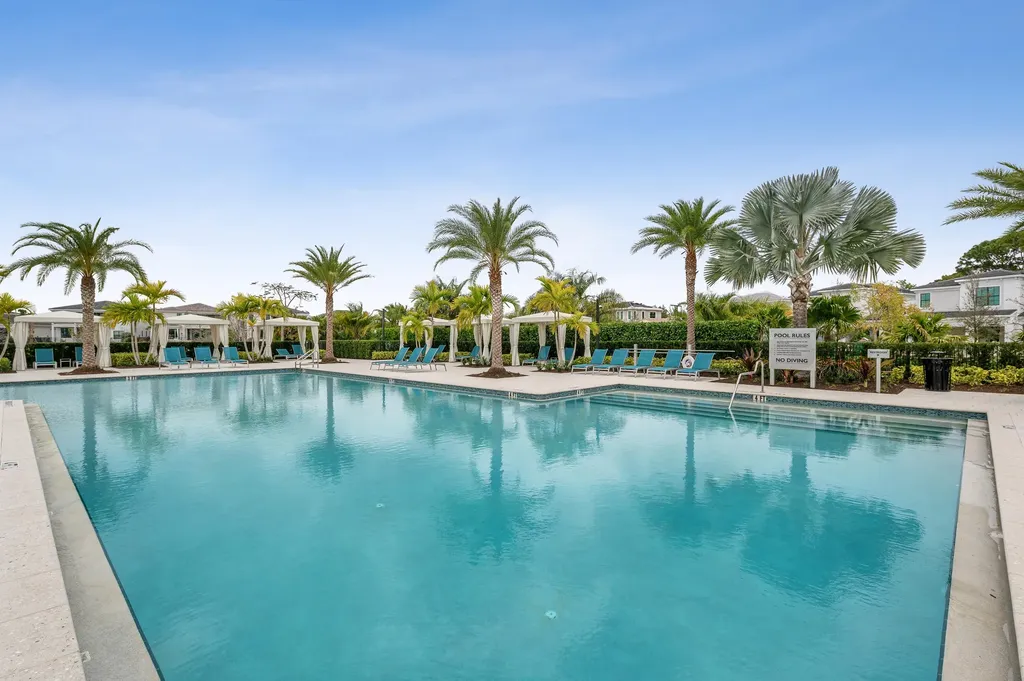 5642 Delacroix Terrace Palm Beach Gardens FL 33418