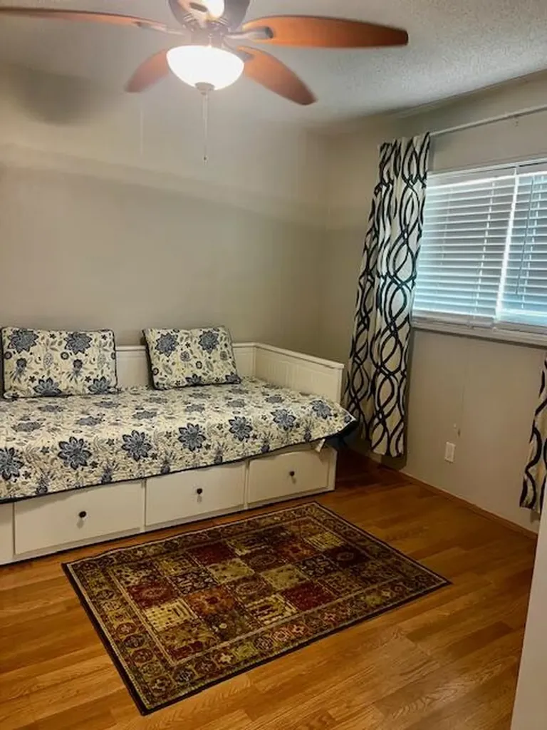 3755 Via Poinciana Lake Worth FL 33467