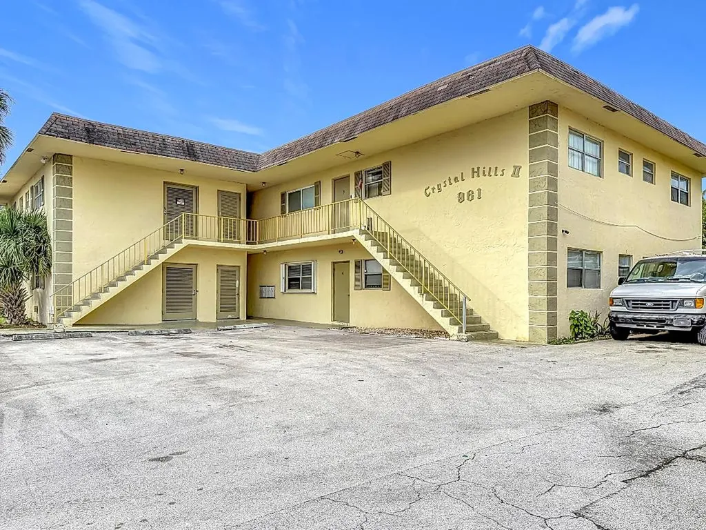 961 NW 45th Street Deerfield Beach FL 33064