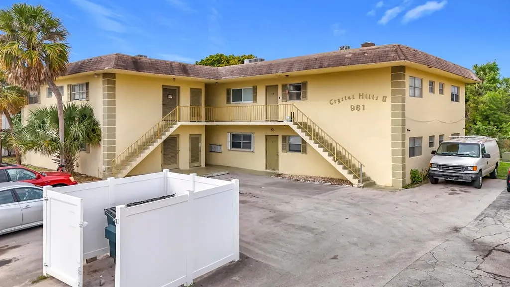 961 NW 45th Street Deerfield Beach FL 33064