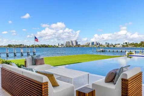 800 S County Road Palm Beach FL 33480