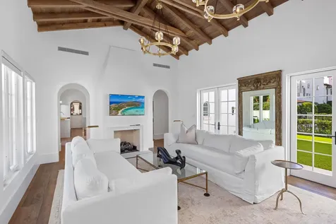 800 S County Road Palm Beach FL 33480
