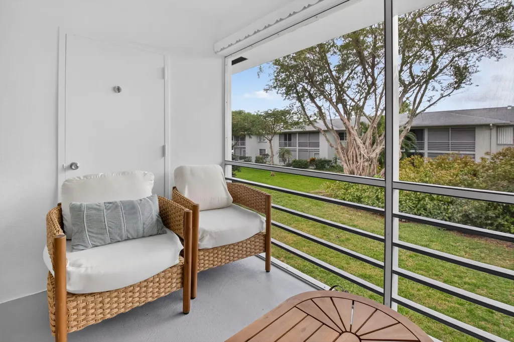 2340 SW 22 Avenue Delray Beach FL 33445