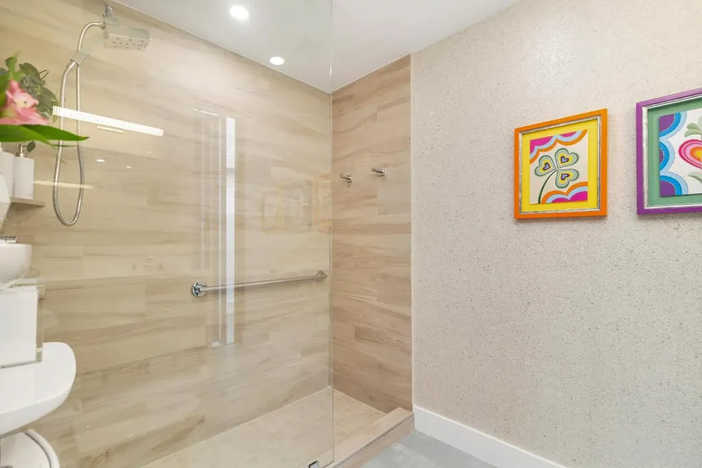 106 Inlet Way Palm Beach Shores FL 33404
