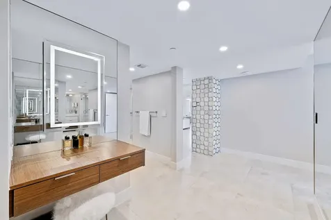 5200 N Ocean Drive Singer Island FL 33404